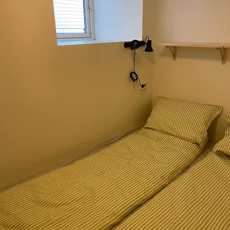 Hb Homes - The Basement Budget דירה *