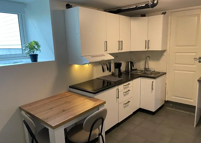 Hb Homes - The Basement Budget Apartamento Tromsø