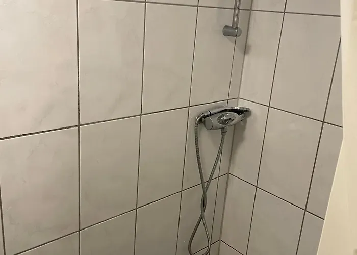 Hb Homes - The Basement Budget