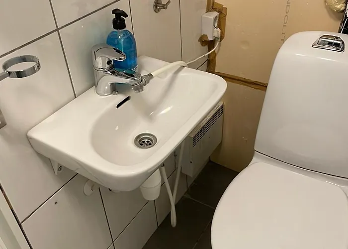 Hb Homes - The Basement Budget *